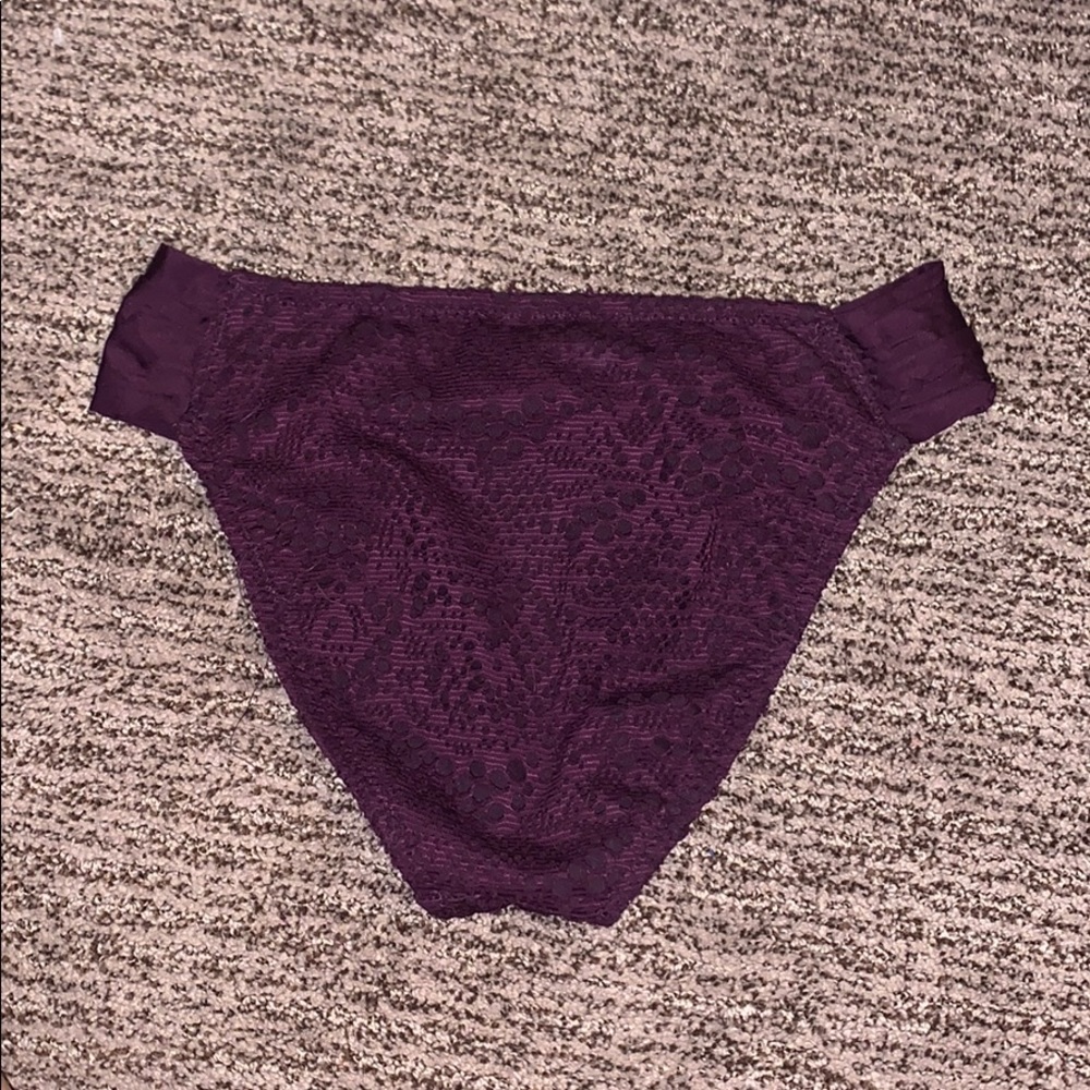 Bikini Set - Picture 3 of 3